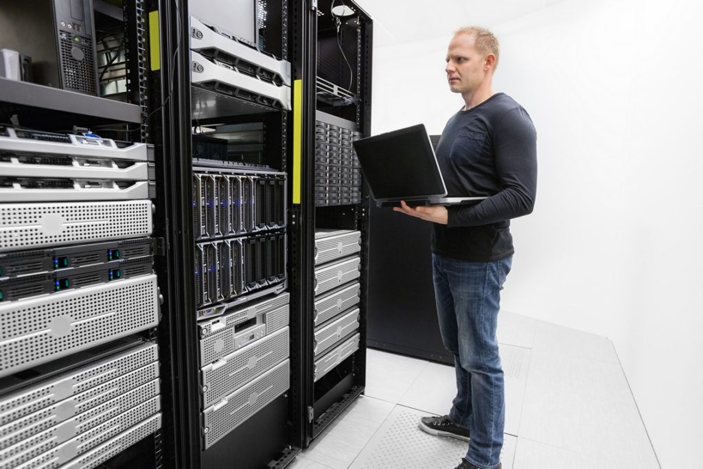Servers & Networking